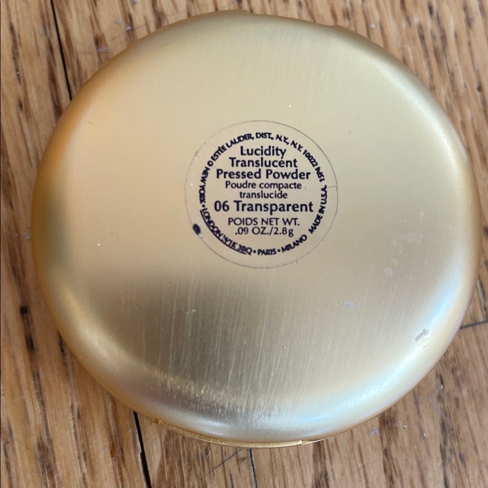 Estee Lauder Travel Size Gold Compact with Mirror - Picture 4 of 5